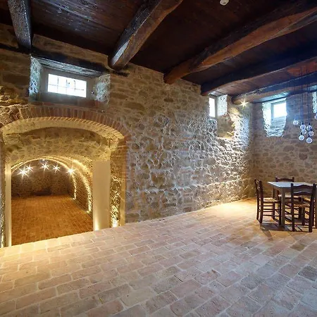 Palazzo Serre - Natura & Piscina San Leo