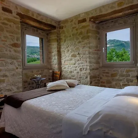 Palazzo Serre - Natura & Piscina San Leo