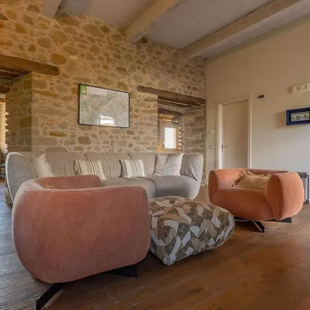 Palazzo Serre - Natura & Piscina Villa