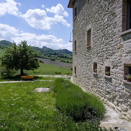 Palazzo Serre - Natura & Piscina 산레오