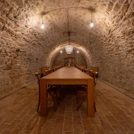 Palazzo Serre - Natura & Piscina Villa San Leo