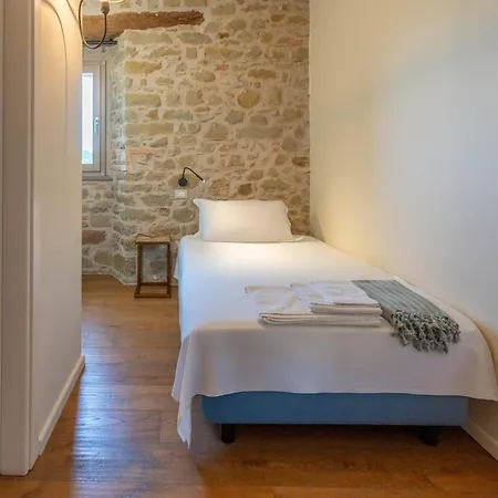 Palazzo Serre - Natura & Piscina 빌라 산레오