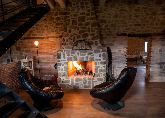 Palazzo Serre - Natura & Piscina San Leo