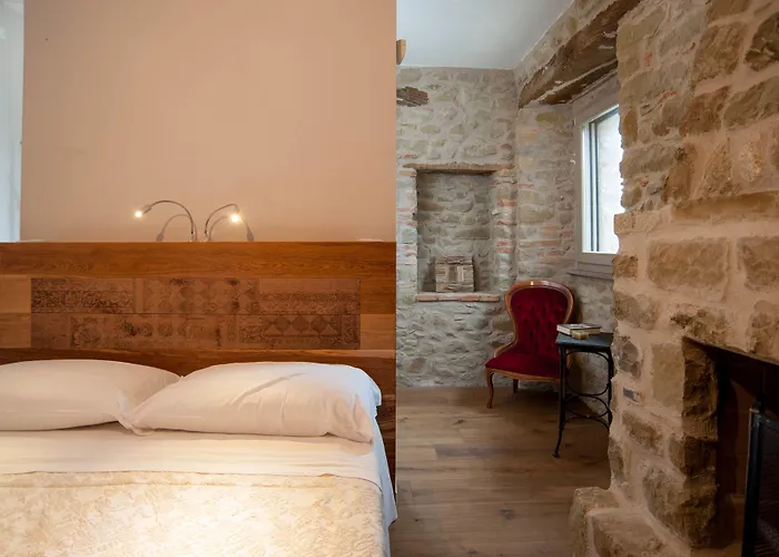 Palazzo Serre - Natura & Piscina * San Leo