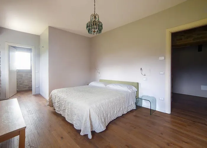 Villa Palazzo Serre - Natura & Piscina San Leo