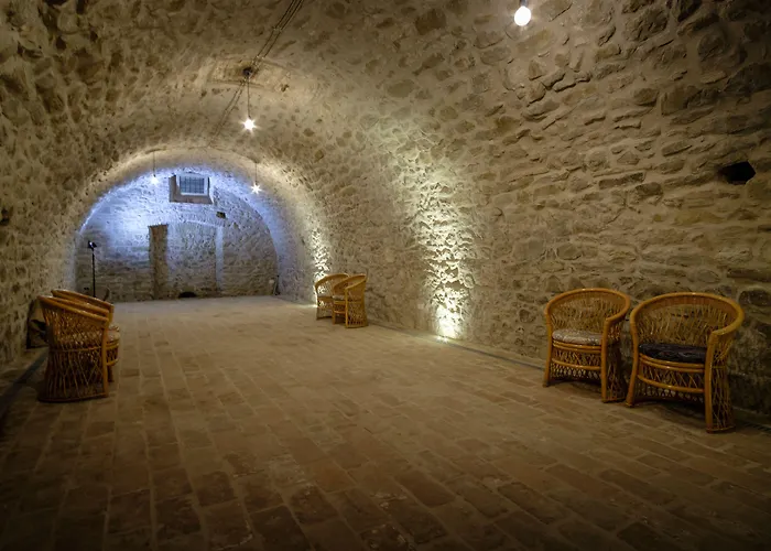 Palazzo Serre - Natura & Piscina *