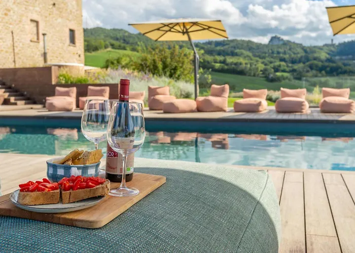 Palazzo Serre - Natura & Piscina * San Leo