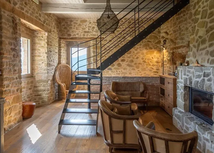 Palazzo Serre - Natura & Piscina Villa *