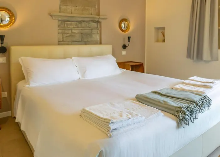 Palazzo Serre - Natura & Piscina Villa *